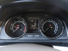 2022款 1.5L 自动舒享版
