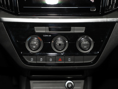 2022款 1.5L 自动舒享版