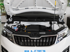 2022款 1.5L 自动舒享版