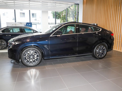 2023款 xDrive30i M运动套装