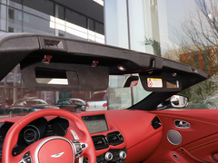 2023款 4.0T V8 Roadster