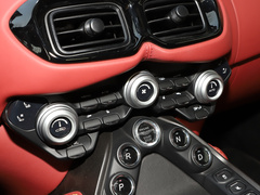 2023款 4.0T V8 Roadster