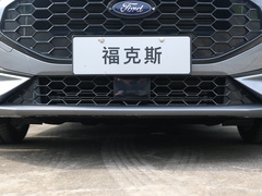 2022款 三厢 EcoBoost 180 自动竞速版