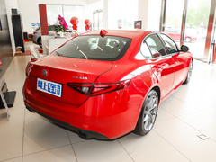 2022款 2.0T 280HP Ti 驾控版