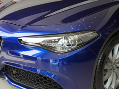 2022款 2.0T 280HP Ti 驾控版