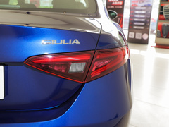 2022款 2.0T 280HP Ti 驾控版