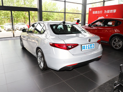 2022款 2.0T 280HP Ti 驾控版