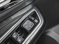 2021款 熊猫版 1.4T 自动荣耀版Pro