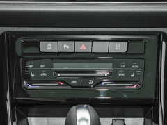 2021款 熊猫版 1.4T 自动荣耀版Pro