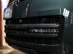 2023款 3.0 L6 400PS 典范加长版