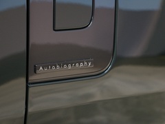 2023款 3.0 L6 400PS 典范加长版