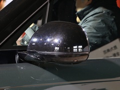 2023款 3.0 L6 400PS 典范加长版