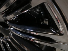 2023款 3.0 L6 400PS 典范加长版