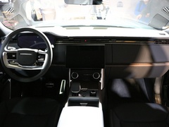 2023款 3.0 L6 400PS 典范加长版
