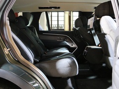 2023款 3.0 L6 400PS 典范加长版