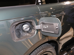 2023款 3.0 L6 400PS 典范加长版