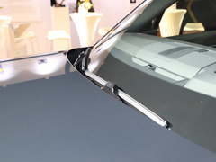 2023款 3.0 L6 400PS 典范加长版