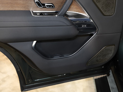 2023款 3.0 L6 400PS 典范加长版