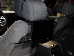 2023款 3.0 L6 400PS 典范加长版
