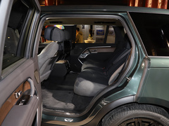 2023款 3.0 L6 400PS 典范加长版