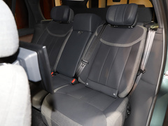2023款 3.0 L6 400PS 典范加长版