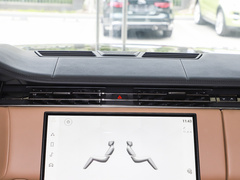 2023款 3.0 L6 400PS 典范加长版