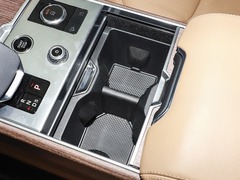 2023款 3.0 L6 400PS 典范加长版