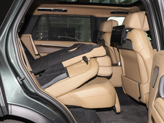 2023款 3.0 L6 400PS 典范加长版