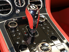 2022款 4.0T GT V8