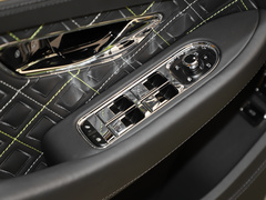 2022款 4.0T GT V8 敞篷版
