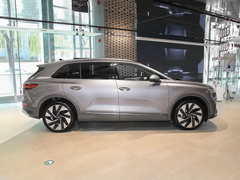 2022款 50 e-tron quattro 荣耀型 锦衣套装