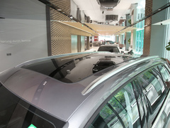 2022款 50 e-tron quattro 荣耀型 锦衣套装