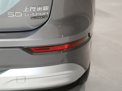 2022款 50 e-tron quattro 荣耀型 锦衣套装