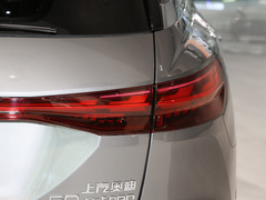 2022款 50 e-tron quattro 荣耀型 锦衣套装