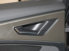 2022款 50 e-tron quattro 荣耀型 锦衣套装