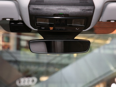 2022款 50 e-tron quattro 荣耀型 锦衣套装
