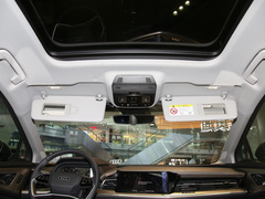 2022款 50 e-tron quattro 荣耀型 锦衣套装