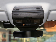 2022款 50 e-tron quattro 荣耀型 锦衣套装