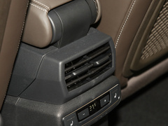 2022款 50 e-tron quattro 荣耀型 锦衣套装