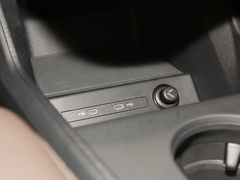 2022款 50 e-tron quattro 荣耀型 锦衣套装