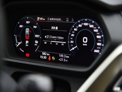 2022款 50 e-tron quattro 荣耀型 锦衣套装