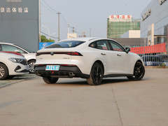 2022款 1.5T 卓越型