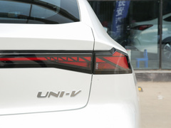 2022款 1.5T 卓越型