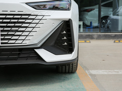 2022款 1.5T 卓越型