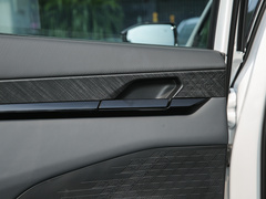 2022款 1.5T 卓越型