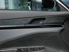 2022款 1.5T 卓越型