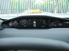 2022款 1.5T 卓越型