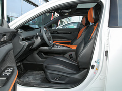 2022款 1.5T 卓越型