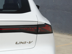 2022款 1.5T 尊贵型