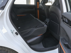 2022款 1.5T 尊贵型